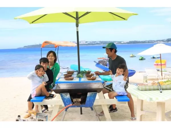瀬底島（アンチ浜）手ぶらでビーチBBQ｜ファミリー（子供可）