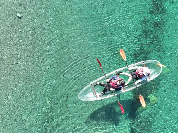 【高知・仁淀川/仁淀ブルー】クリアカヤック宙船（そらふね）体験　１人乗りプラン