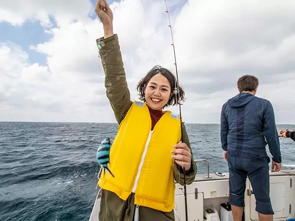 沖縄 北谷町発「お手軽★船釣り体験」手ぶらでOK! 沖縄 北谷町発「お手軽★船釣り体験」手ぶらでOK!