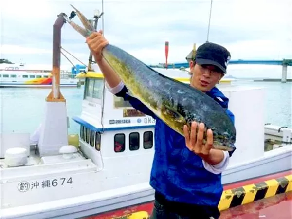 沖縄｜釣り｜ボート｜貸し切り｜渡久地1