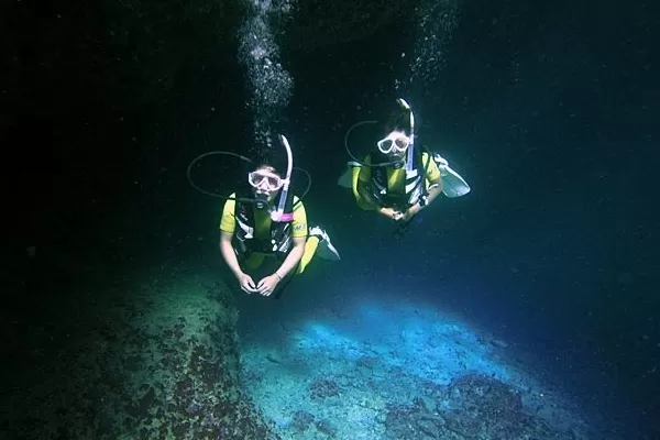 青の洞窟 体験ダイビング2｜アイランド倶楽部