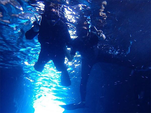 宮古島｜伊良部島｜シュノーケリング｜青の洞窟