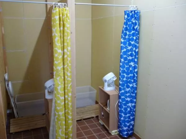 更衣室に加えてドライヤーも完備。