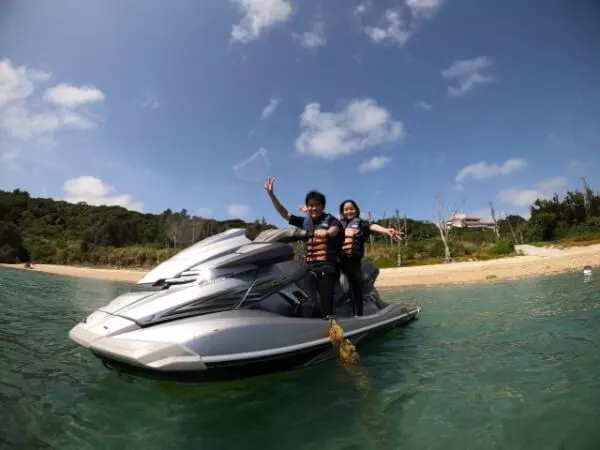 3種類の中から水上バイクも選べます！大海原を滑走するのは気持ちよくて最高！