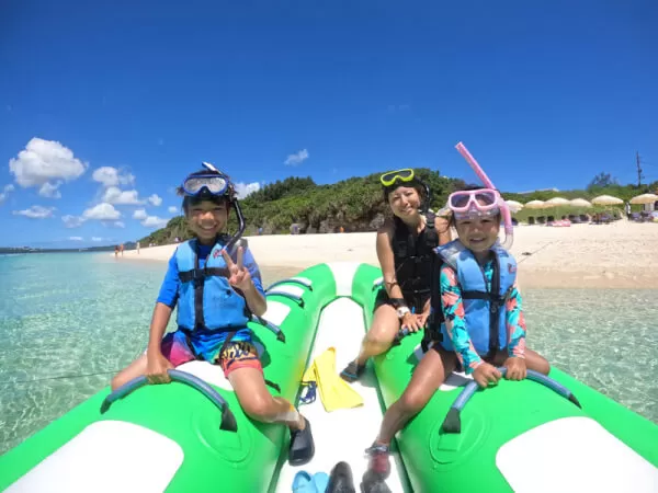 【瀬底島】バナナボートで行くシュノーケリングツアー（瀬底ビーチ開催）