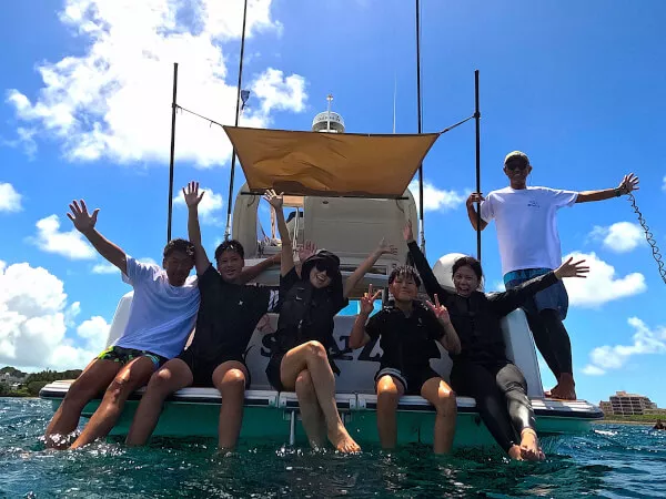 沖縄｜宜野湾市｜グルーザーチャーター｜貸し切り