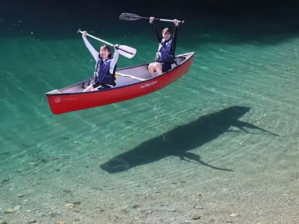 【高知・仁淀川/仁淀ブルー】カナディアンカヌー宙船（そらふね）体験
