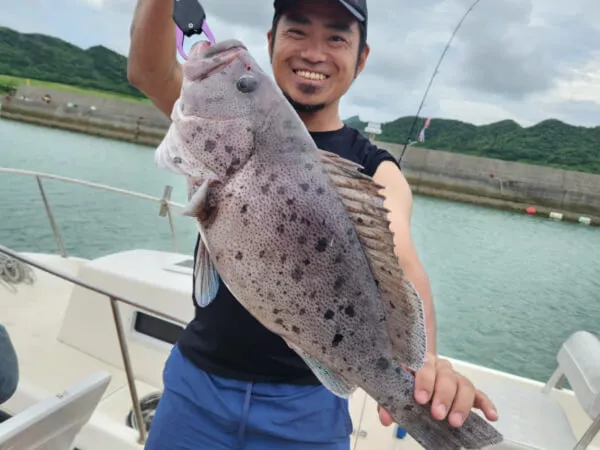 ジグで大きいハタと挑戦！！