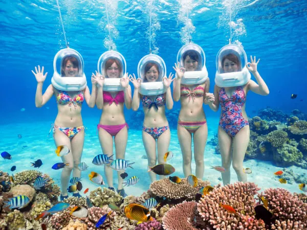 ヘルメットは最大7つ。7名様まで同時にご案内できます