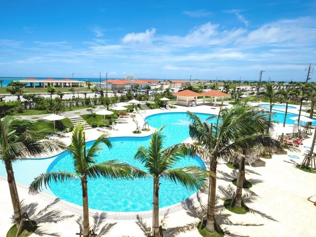 サザンビーチホテル&リゾート沖縄 屋外プール