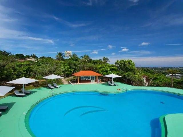 ココガーデンリゾート沖縄 屋外プール