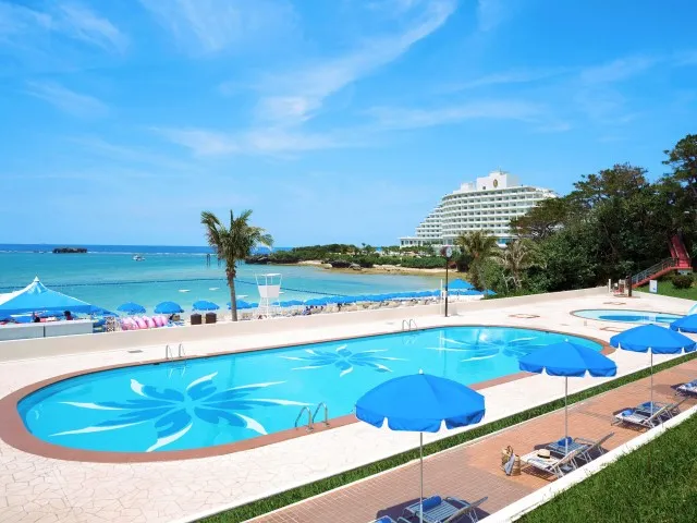 ANA インターコンチネンタル万座ビーチリゾート 屋外プール