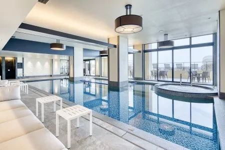 インドアプール