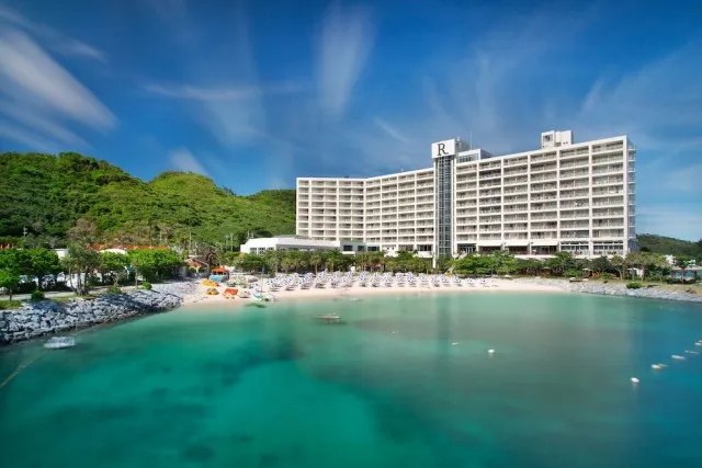 ルネッサンスリゾートオキナワ_外観