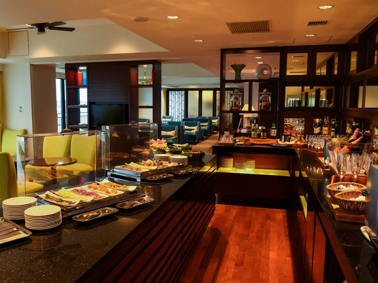 サザンビーチホテル＆リゾート沖縄　プレミアムラウンジ