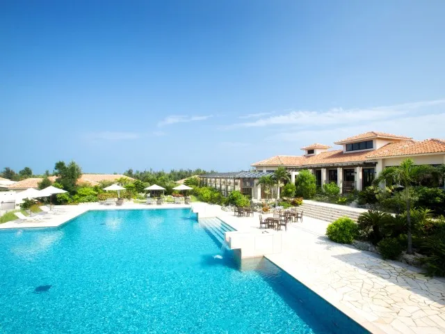 星野リゾート リゾナーレ小浜島 屋外プール