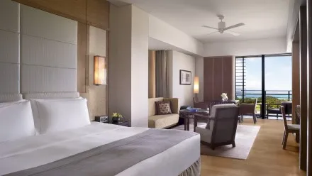 ザ・リッツ・カールトン沖縄_プレミアルーム