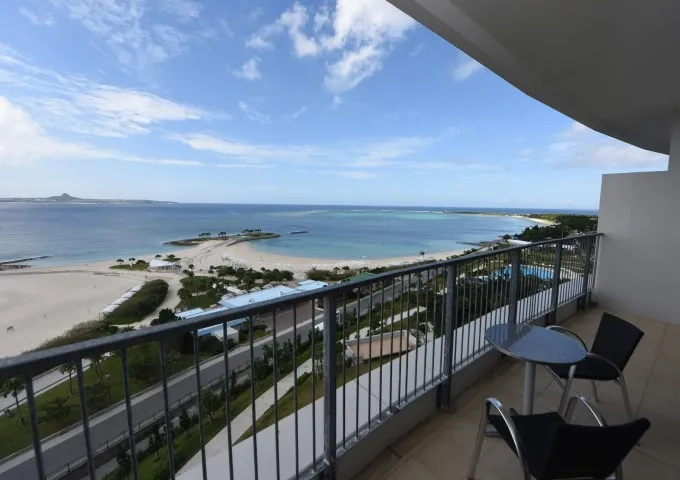 ホテル オリオン モトブ リゾート&スパ バルコニー