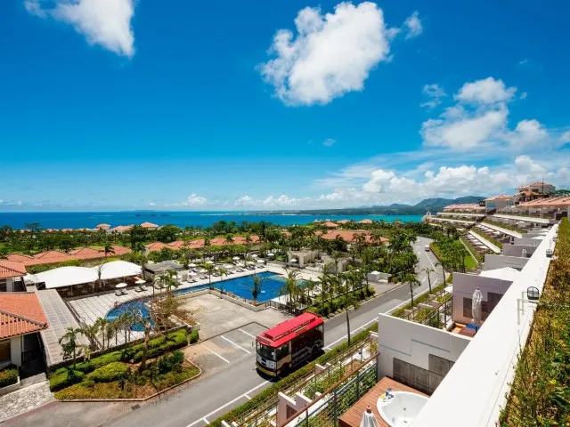 カヌチャベイホテル&ヴィラズ 外観