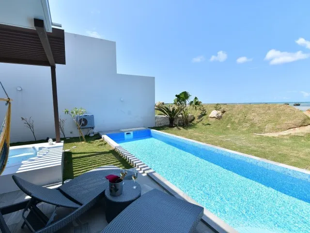 フェリスヴィラスイート伊良部島・佐和田　プライベートプール