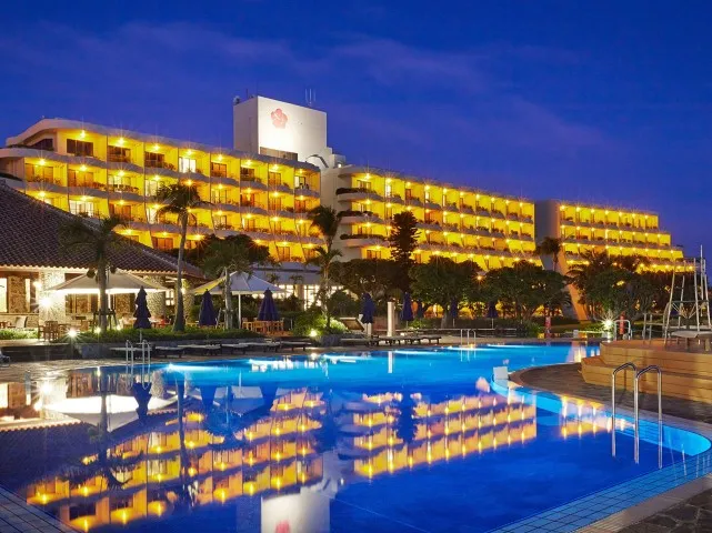 宮古島東急ホテル＆リゾーツ　屋外プール