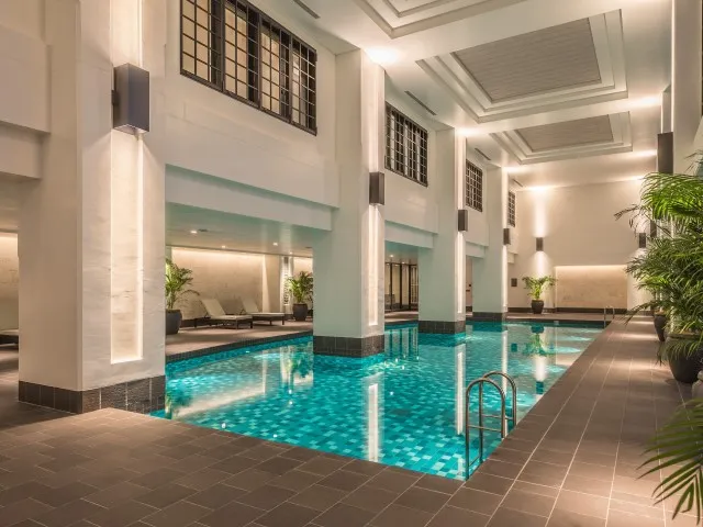 ホテルモントレ沖縄 スパ & リゾート　屋内プール