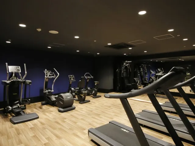 ロワジール スパタワー 那覇　フィットネスジム
