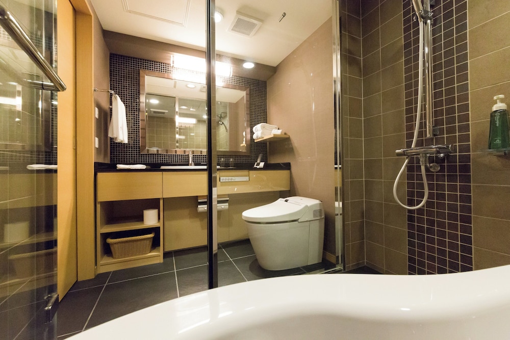 ラグジュアリーコーナーダブル/テラス付 禁煙(44㎡) バスルーム1 | 京都ブライトン ホテル