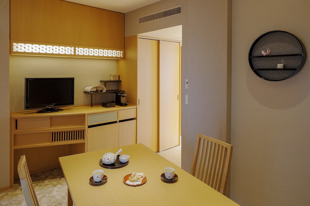 プレミアム ツインルーム えん 禁煙(42㎡) 客室3 | 京都ブライトン ホテル