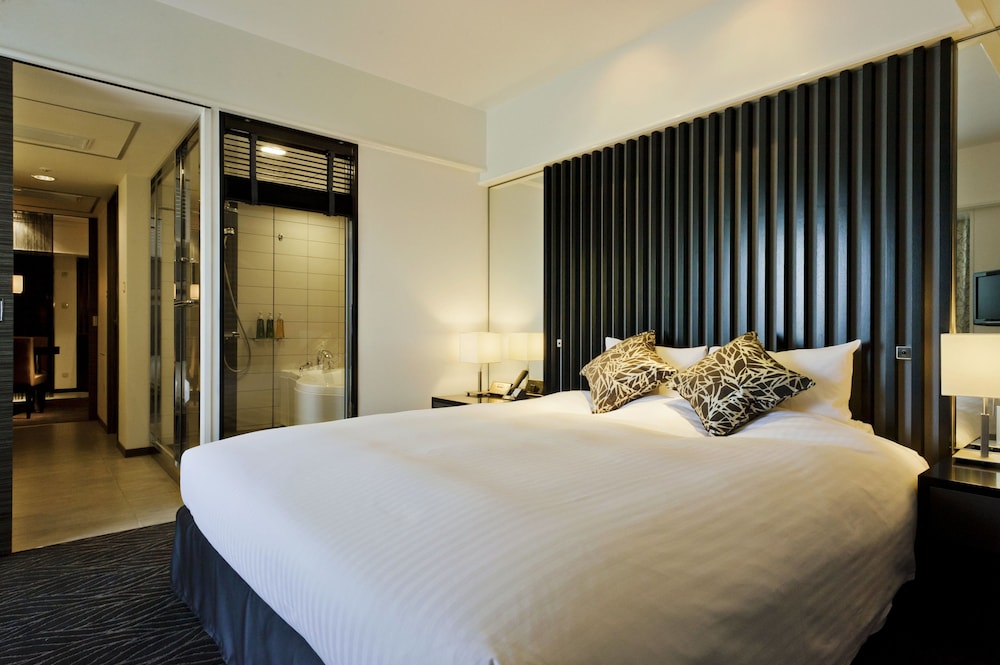 ラグジュアリーコーナーダブル/テラス付 禁煙(44㎡) | 京都ブライトン ホテル