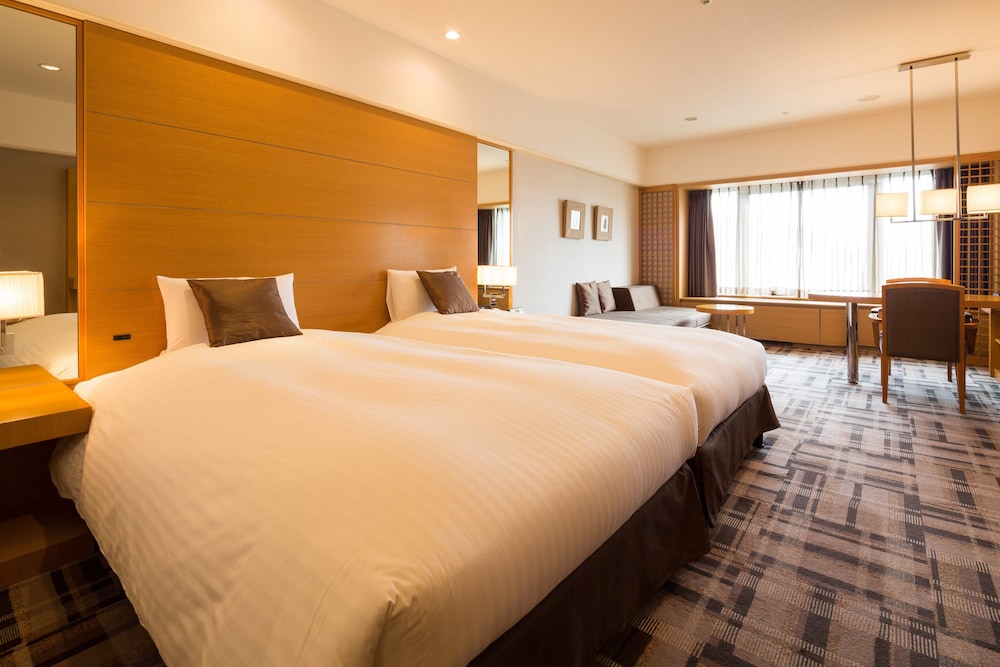 ラグジュアリー ツイン 禁煙 (42㎡) | 京都ブライトン ホテル