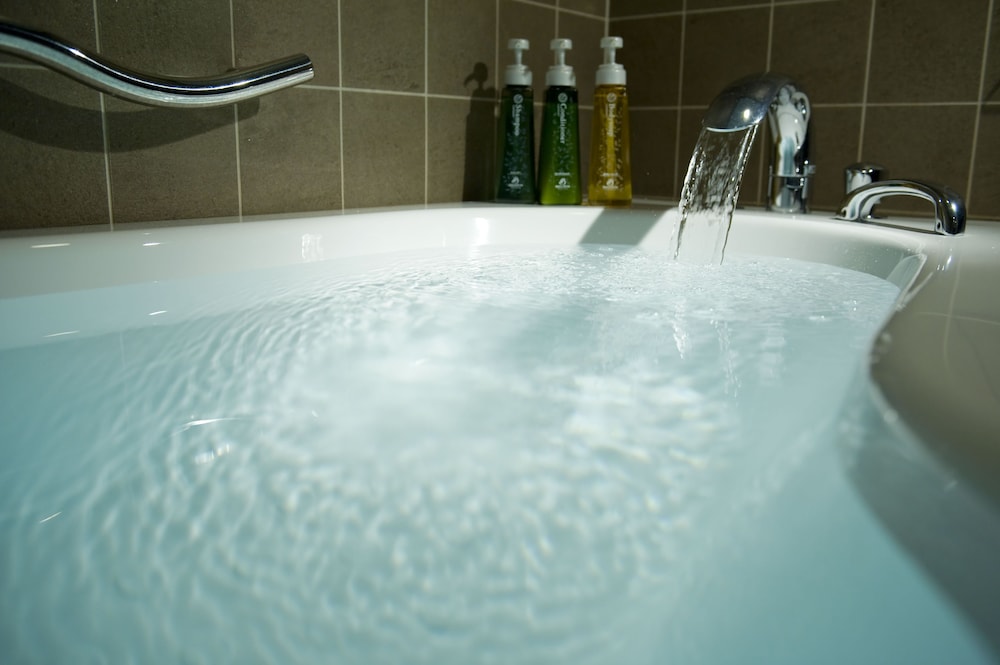 スーペリアダブル 禁煙(36㎡) 深めの浴槽0 | 京都ブライトン ホテル