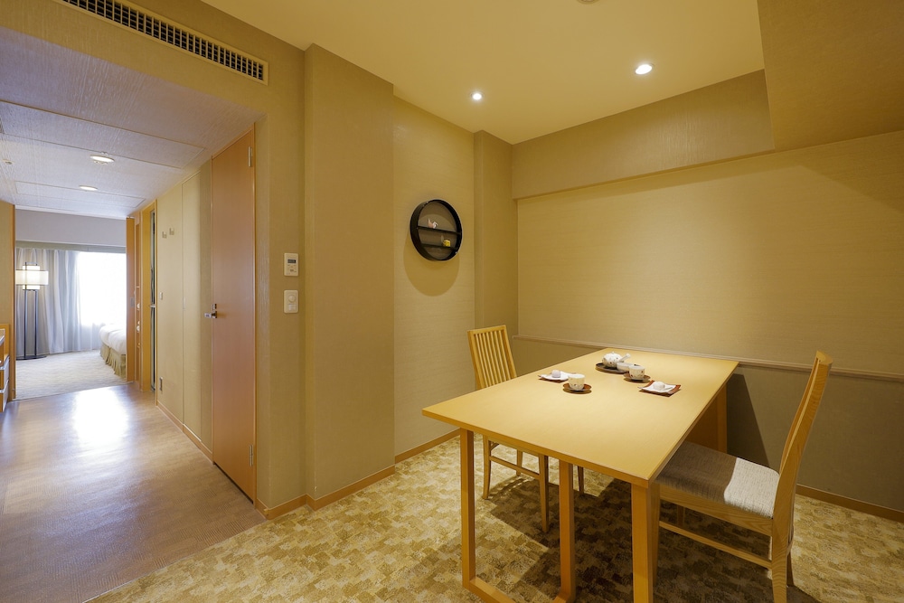 プレミアム ツインルーム えん 禁煙(42㎡) 客室4 | 京都ブライトン ホテル