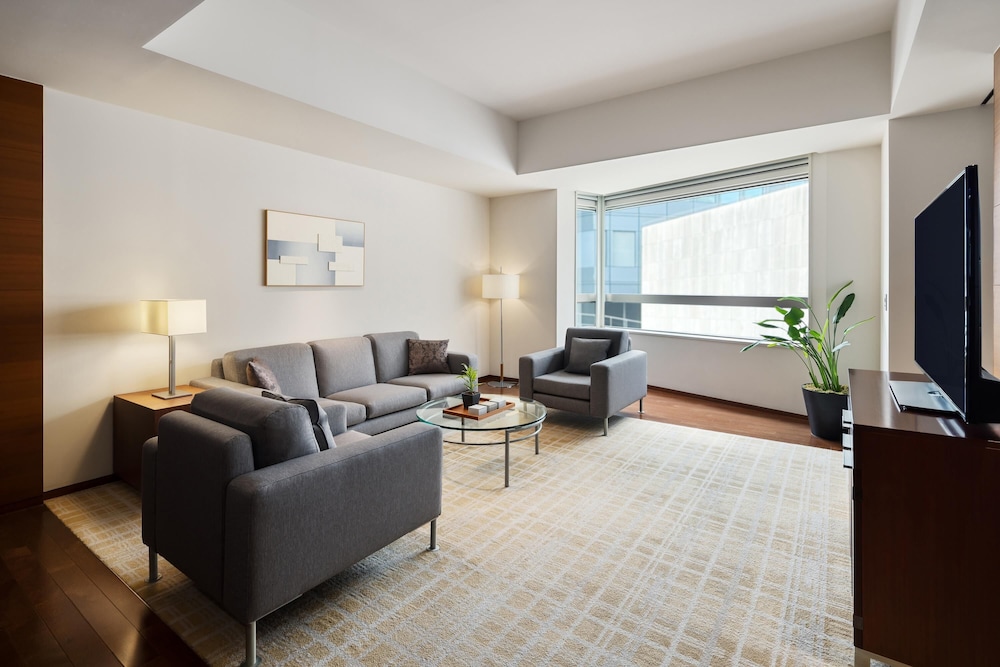 グランド スイート キングベッド 1 台 客室8 | グランド ハイアット 東京