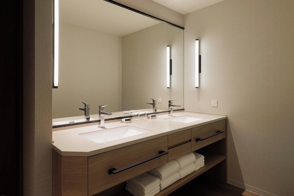 翠 ジュニアスイート, クラブラウンジアクセス, 2 シングル バスルーム0 | シェラトン都ホテル東京