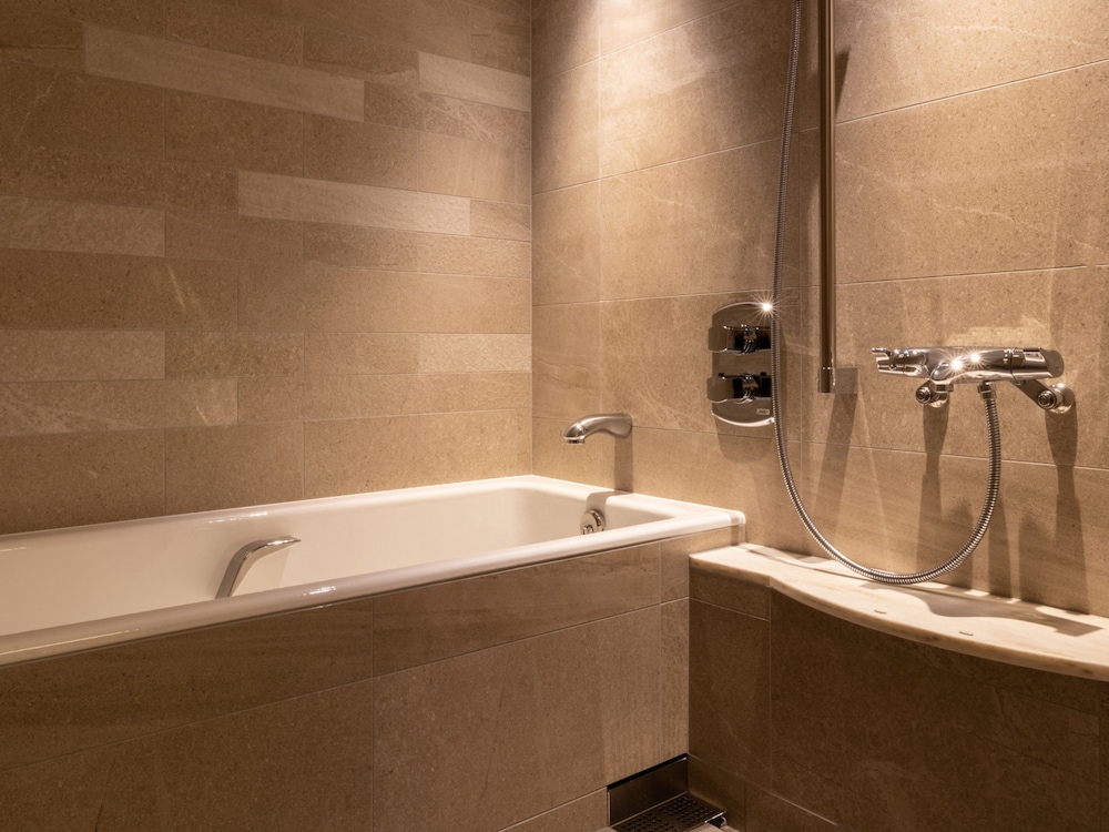 プレミアム スーペリア, 1 キング バスルーム1 | シェラトン都ホテル東京