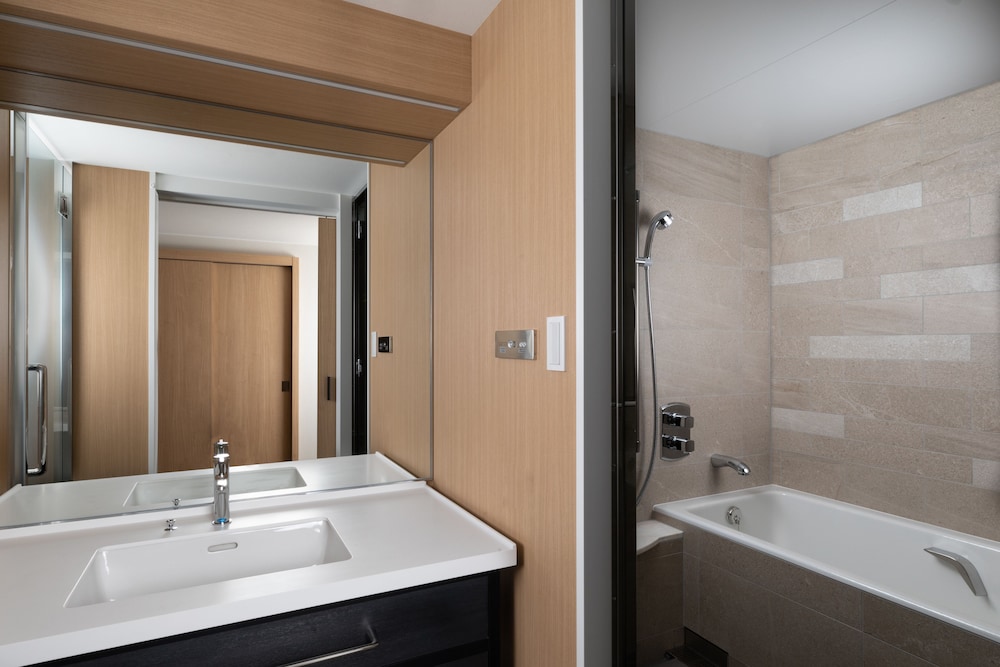 プレミアム スーペリア, 1 キング バスルーム0 | シェラトン都ホテル東京