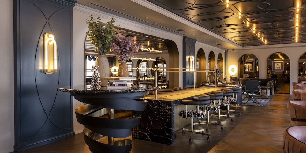 プリビレッジルーム 禁煙 ラウンジ利用付き シングルベッド2台 エグゼクティブ ラウンジ1 | メルキュール 東京日比谷