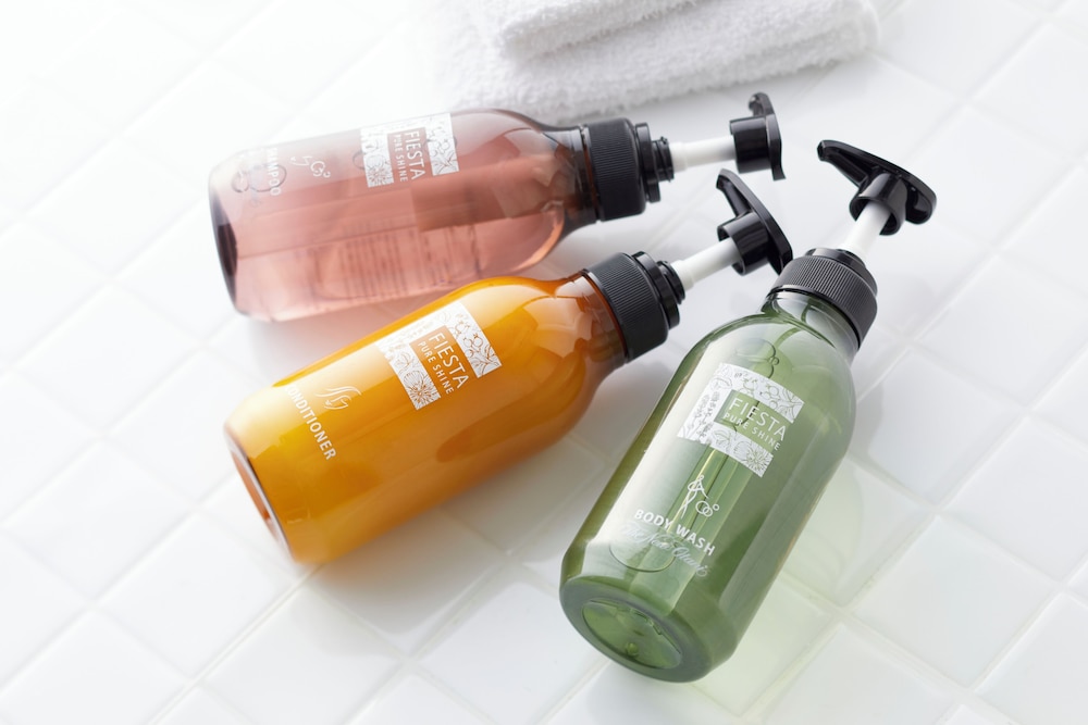 モデレートダブルルーム 喫煙 バスルーム1 | ホテルニューオータニ博多