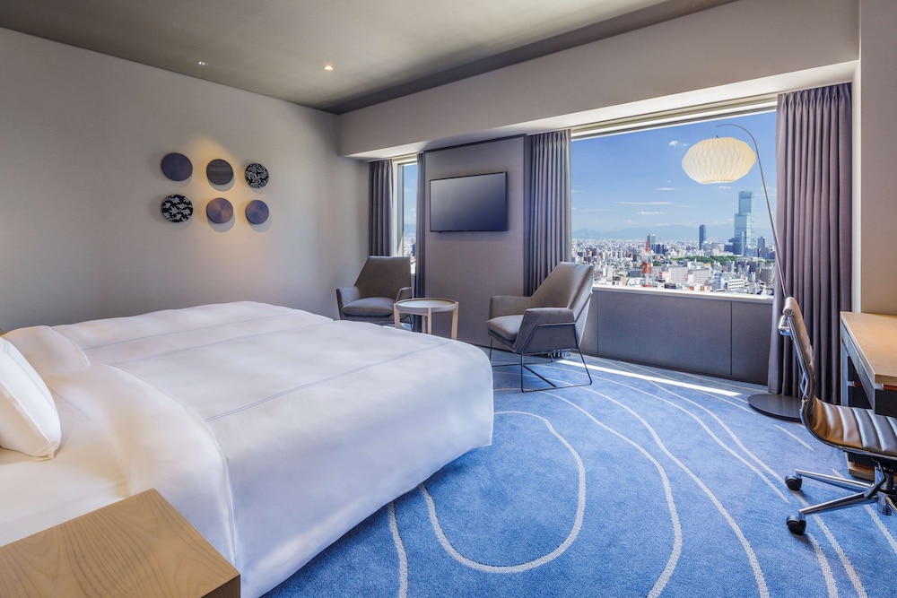 ツインルーム (Swiss Select) 客室1 | スイスホテル南海大阪