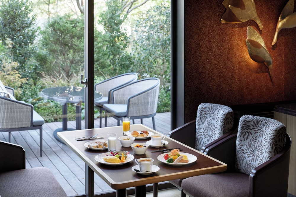 クラブツイン ラウンジ利用付き (禁煙)  エグゼクティブ ラウンジ6 | グランドプリンスホテル新高輪