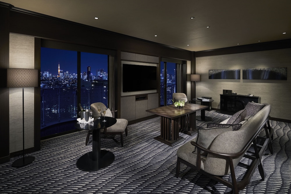 エグゼクティブクラブスイート キング ラウンジ利用付 禁煙 リビング エリア1 | グランドプリンスホテル新高輪