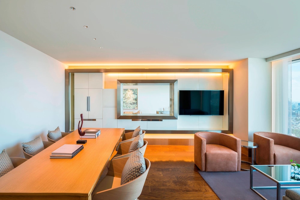 紀尾井町スイート クラブラウンジアクセス付 客室2 | ザ・プリンスギャラリー 東京紀尾井町、ラグジュアリーコレクションホテル