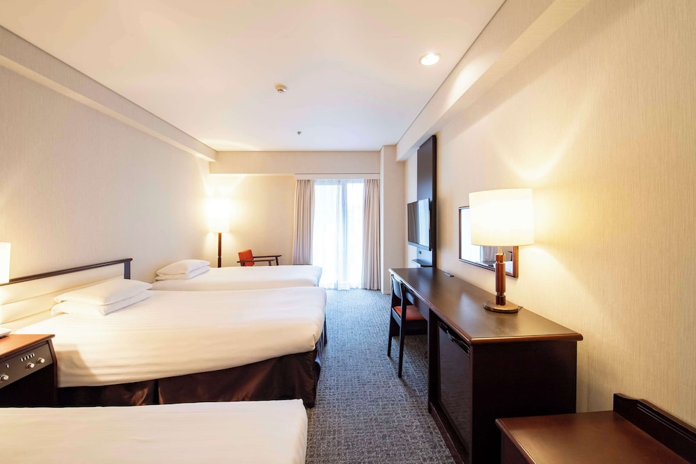スタンダード トリプルルーム 禁煙 3名予約以外はベッド2台 (ジムアクセス、京都駅からシャトルバス付) 客室1 | 京都東急 ホテル
