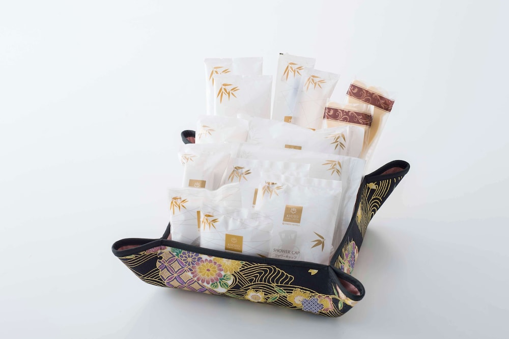 ラグジュアリーハリウッドツインルーム 禁煙A 44.4m2 (ジムアクセス、京都駅からシャトルバス付) 客室の設備とサービス2 | 京都東急 ホテル