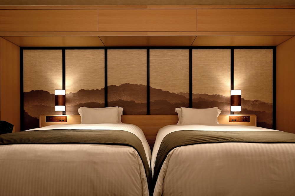 本館エグゼクティブフロア セレブリティスイートツイン (禁煙)(ジム・屋内プール無料) 客室1 | 神戸ポートピアホテル