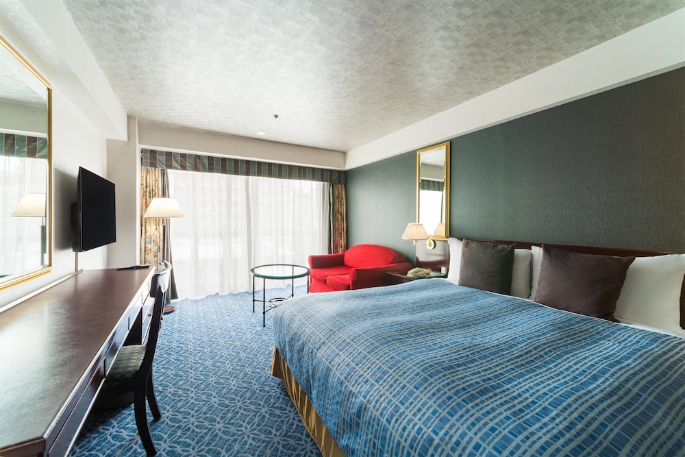 スーペリア ルームキングサイズベッド 1 台 禁煙 | ローズホテル横浜