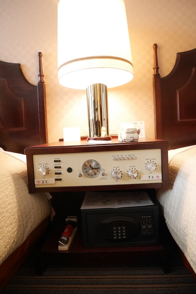 スタンダード ツインルーム 禁煙 客室の設備とサービス0 | ローズホテル横浜