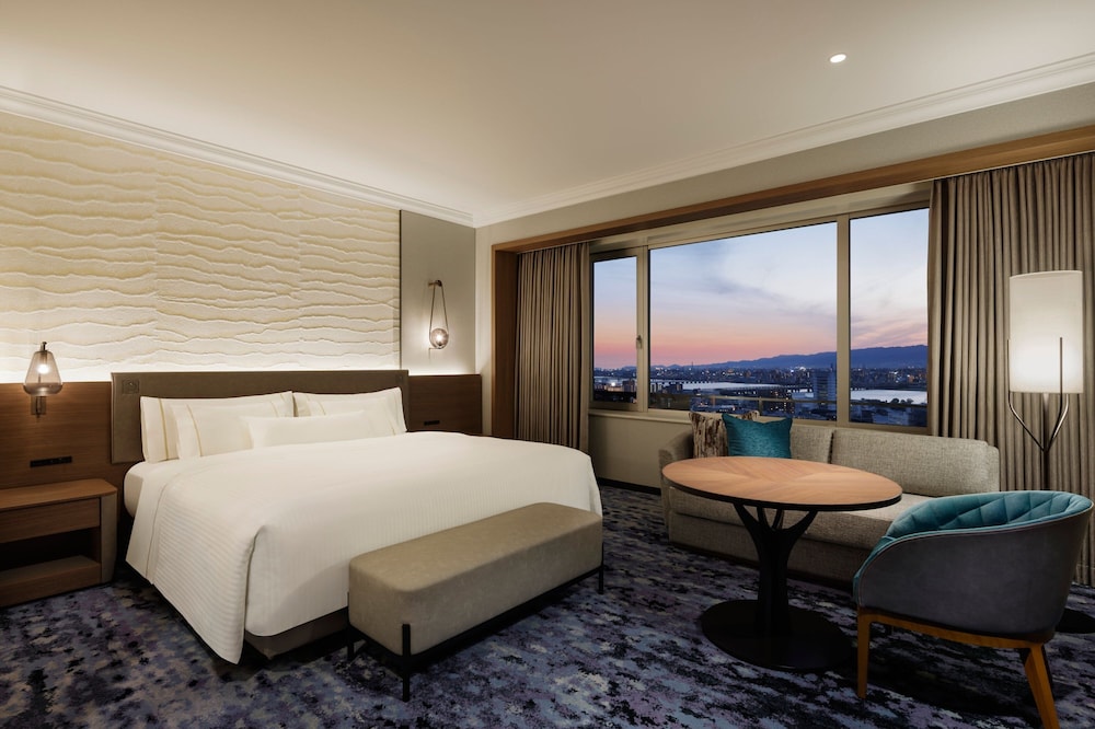 ラグジュアリー ルーム キングベッド 1 台 禁煙 | ウェスティンホテル大阪