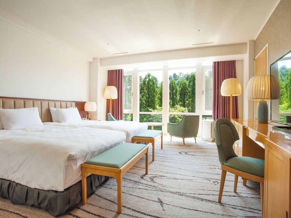 スイート 2 ベッドルーム 禁煙 客室1 | ザ・プリンス 京都宝ヶ池、オートグラフ コレクション